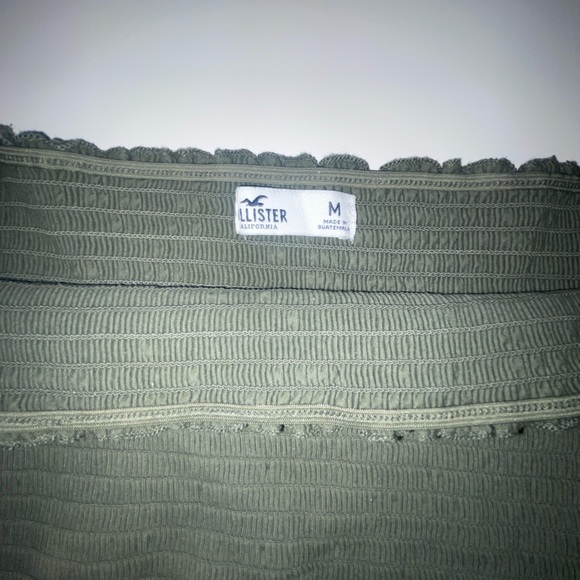 Hollister Smocked Off The Shoulder Long Sleeve Crop Top - Picture 5 of 8